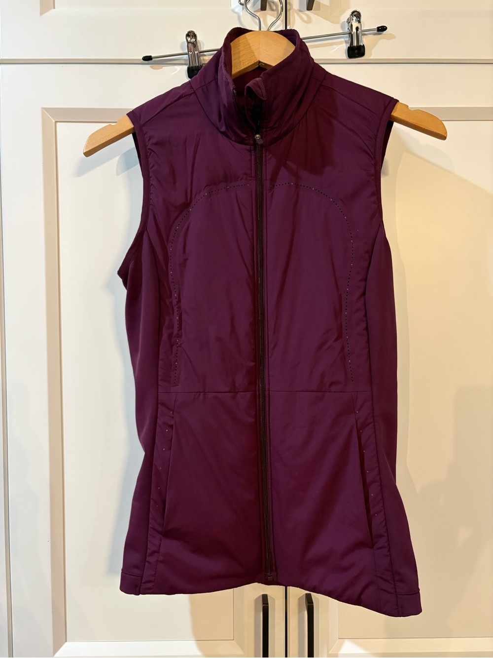 lululemon athletica Plum Sleeveless Zip Vest